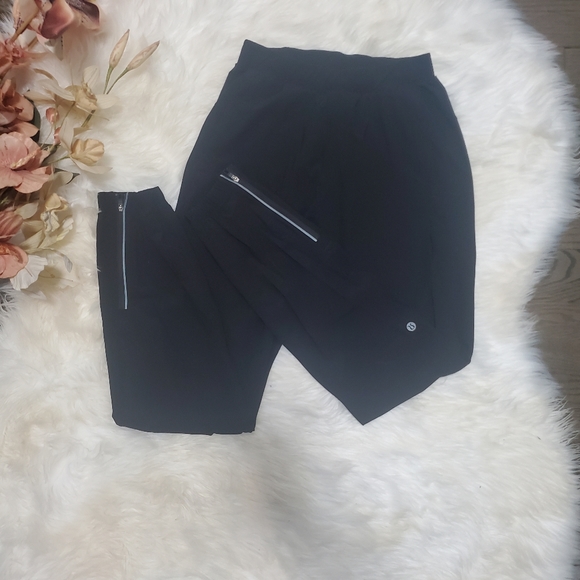 Lululemon 🍋🍋 - Picture 2 of 6